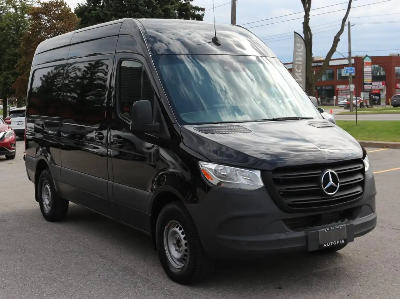 Mercedes-Benz Sprinter - Image 3