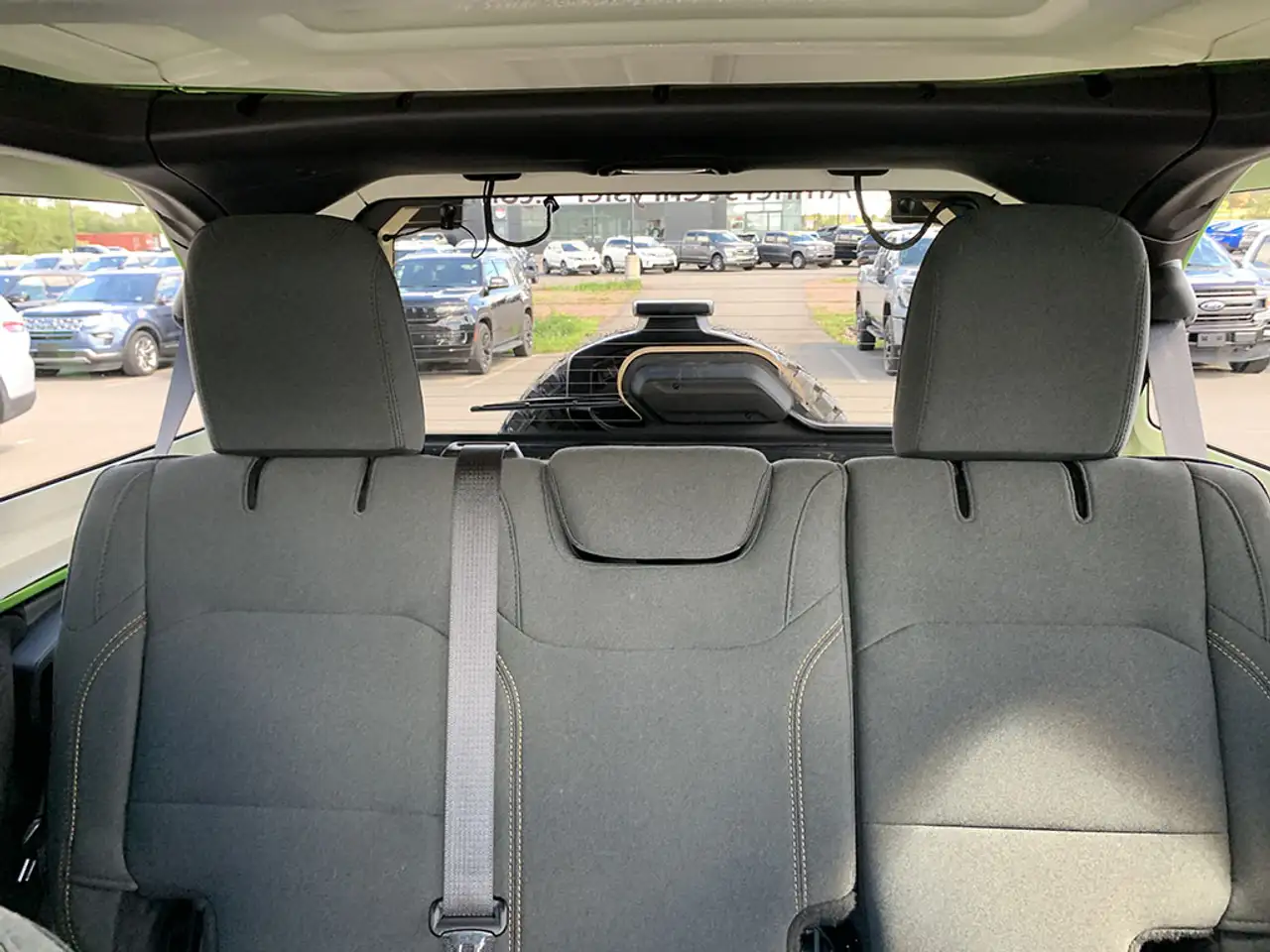 Jeep Wrangler - Image 22