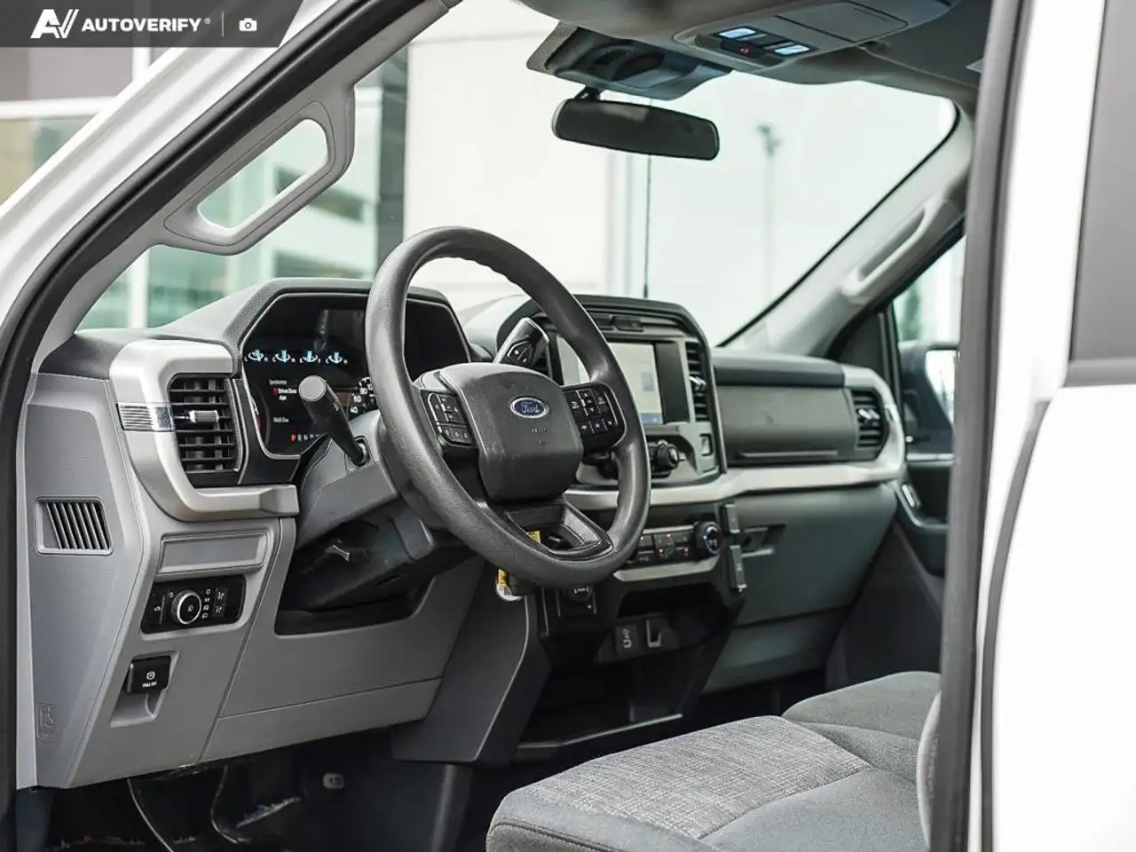 Ford F-150 - Image 13