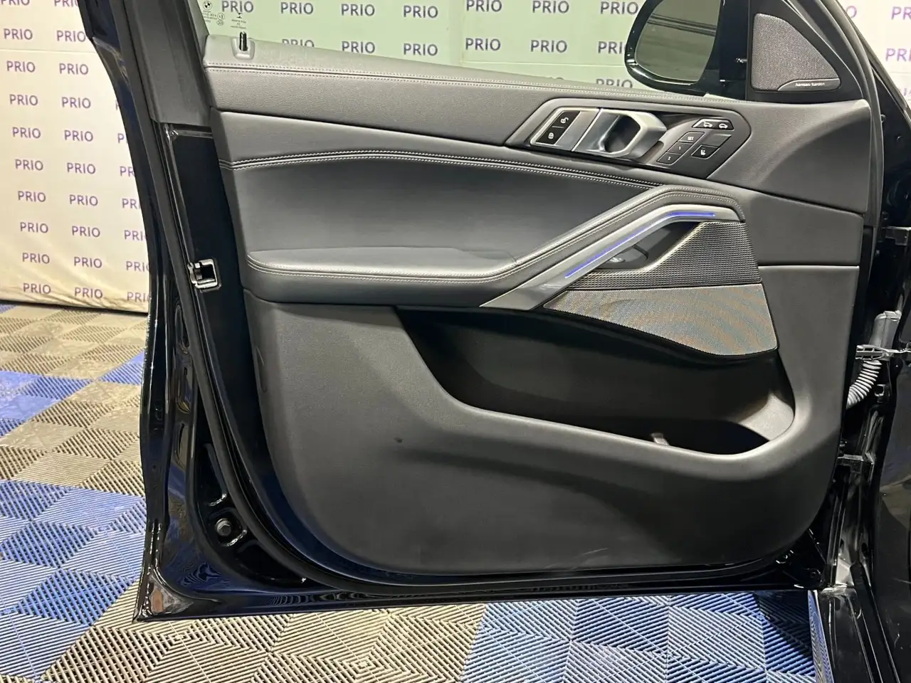 BMW X6 - Image 13