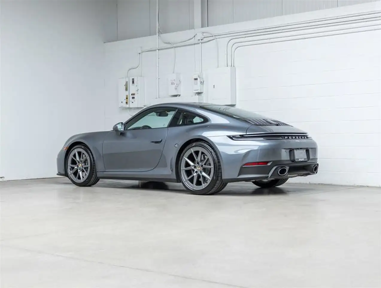 Porsche 911 - Image 10