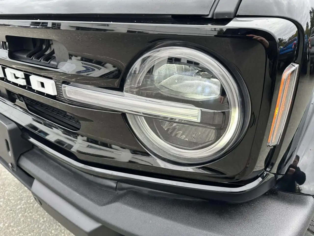 Ford Bronco - Image 12