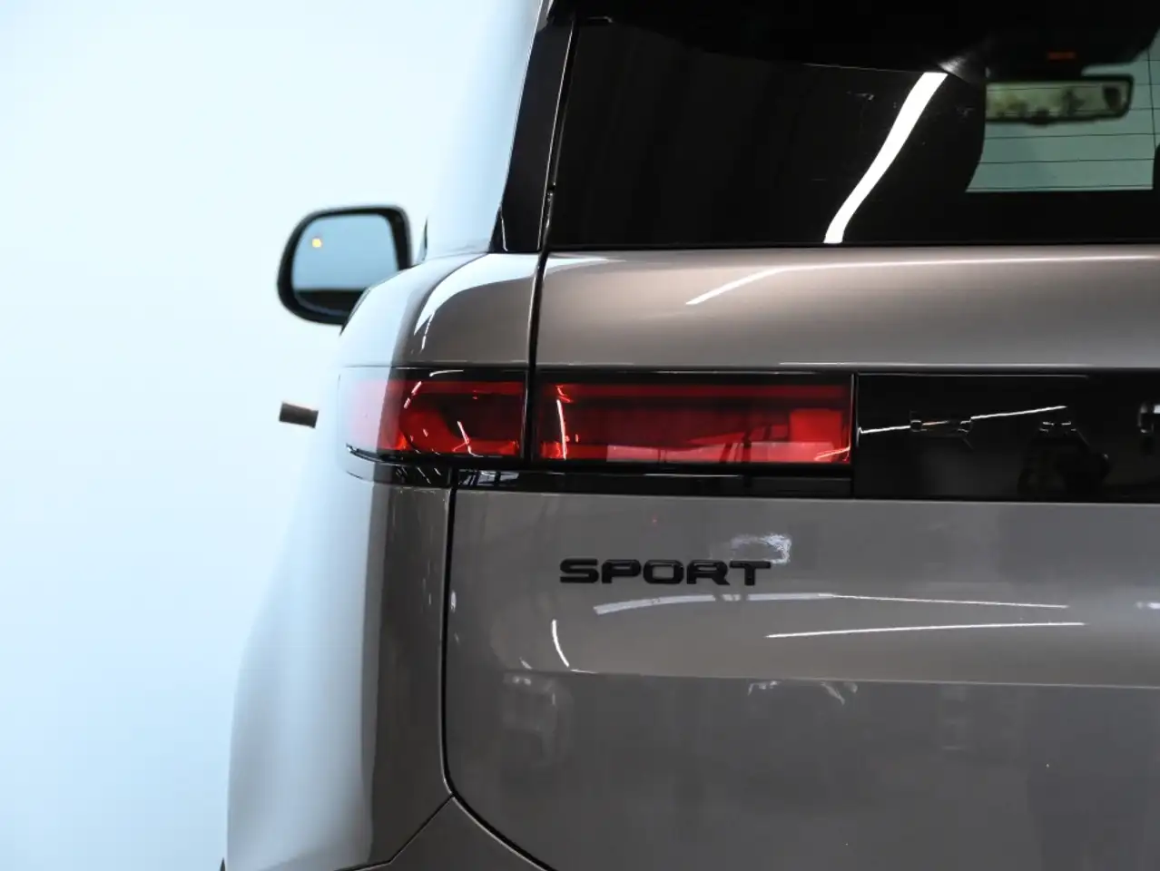 Land Rover Range Rover Sport - Image 27