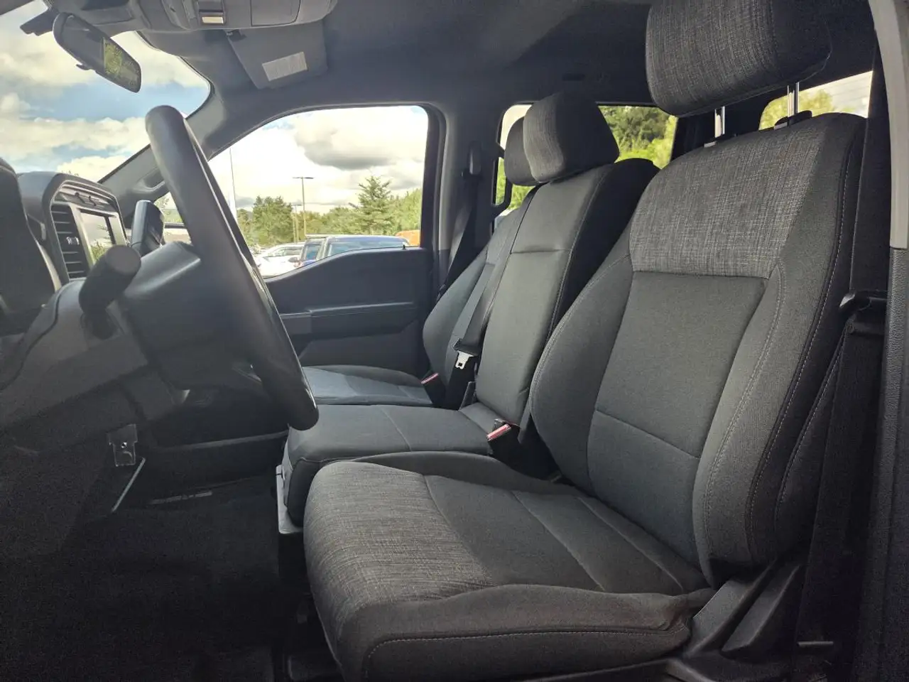 Ford F-150 - Image 12
