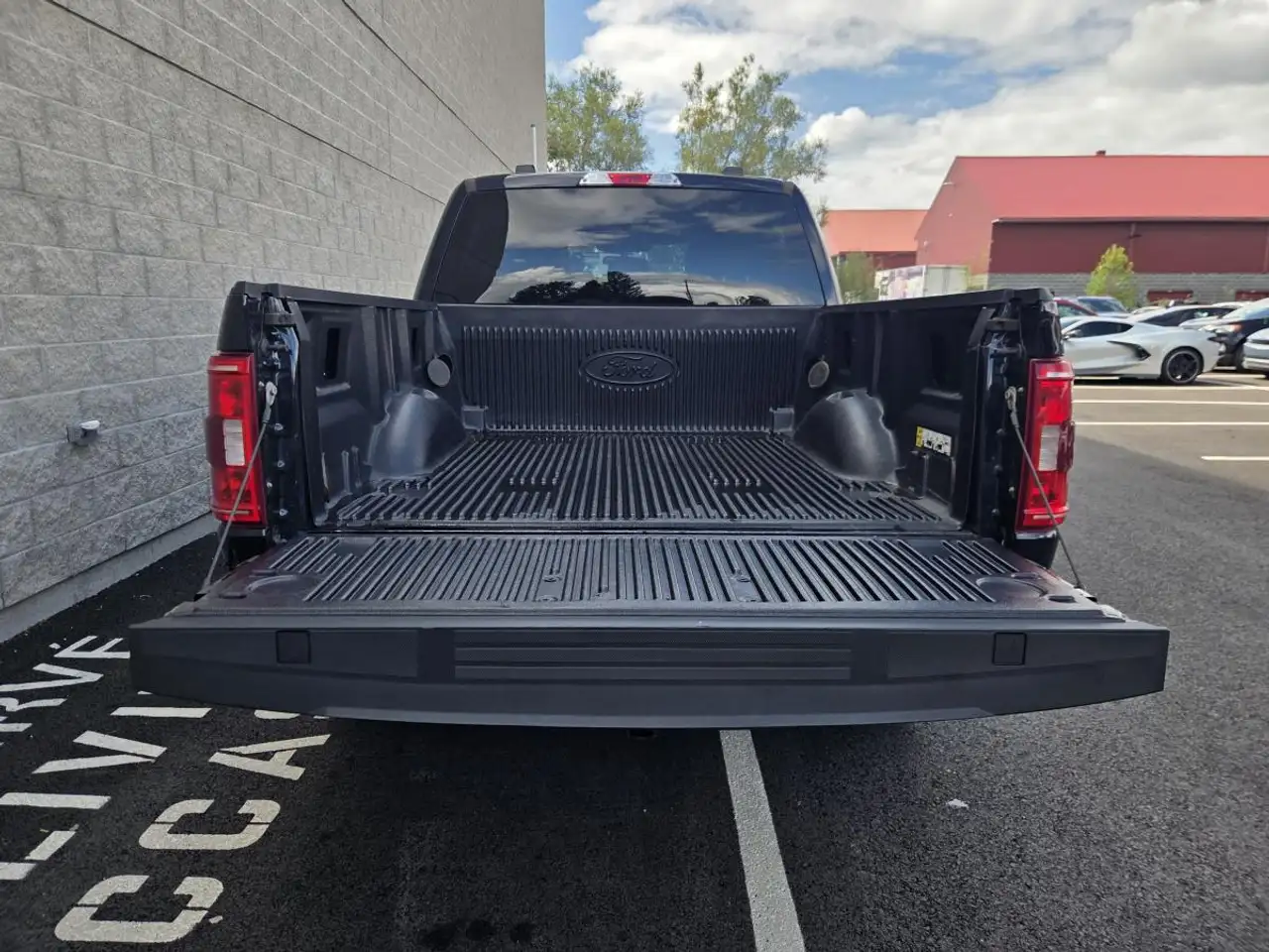 Ford F-150 - Image 6