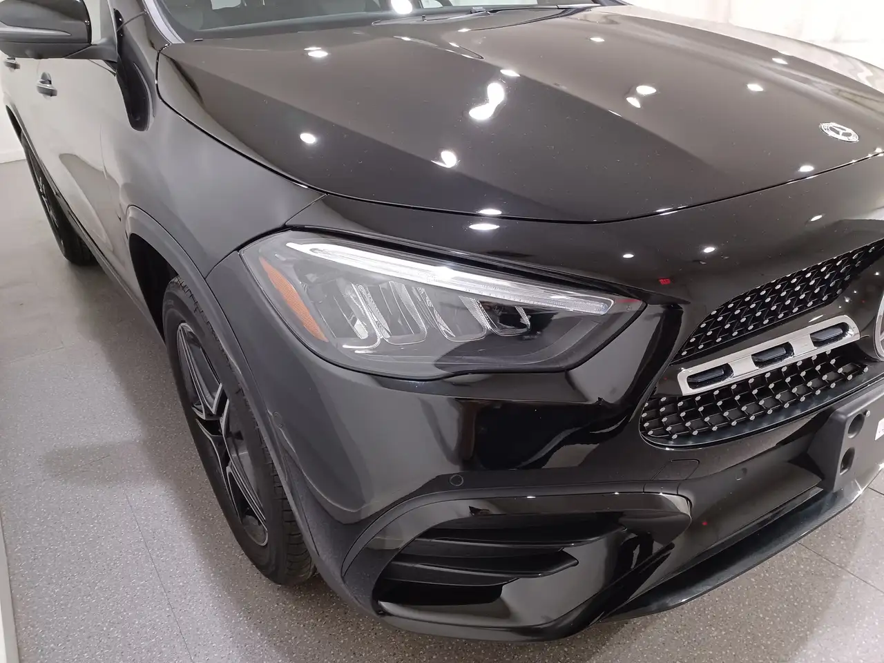 Mercedes-Benz GLA - Image 3