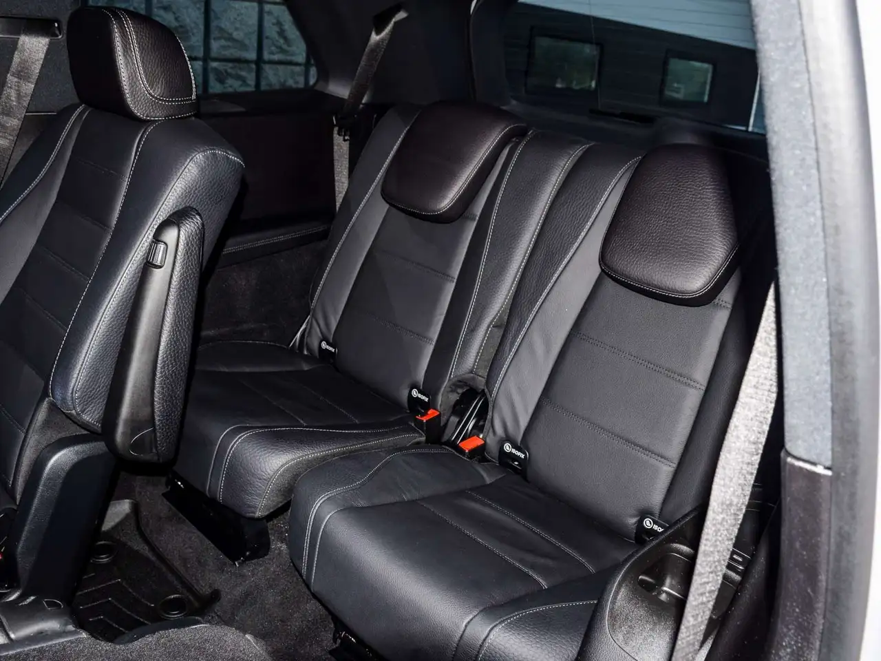 Mercedes-Benz GLS - Image 15