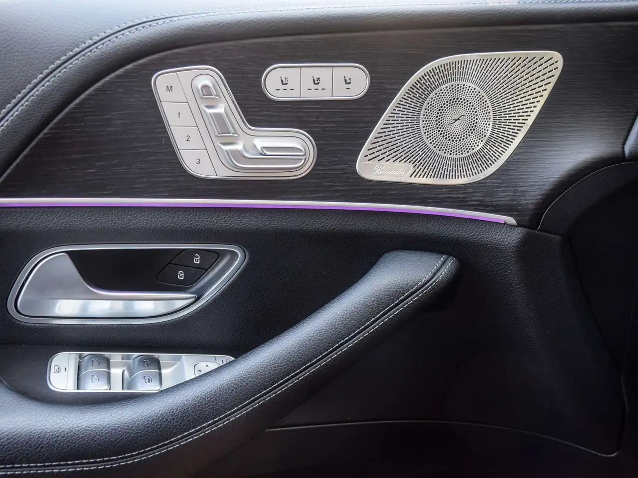 Mercedes-Benz GLS - Image 11
