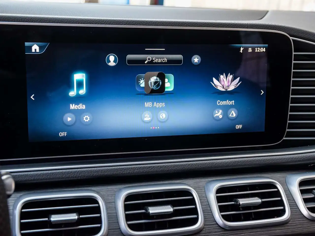 Mercedes-Benz GLS - Image 21