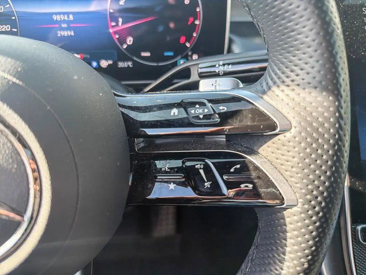 Mercedes-Benz GLC - Image 11