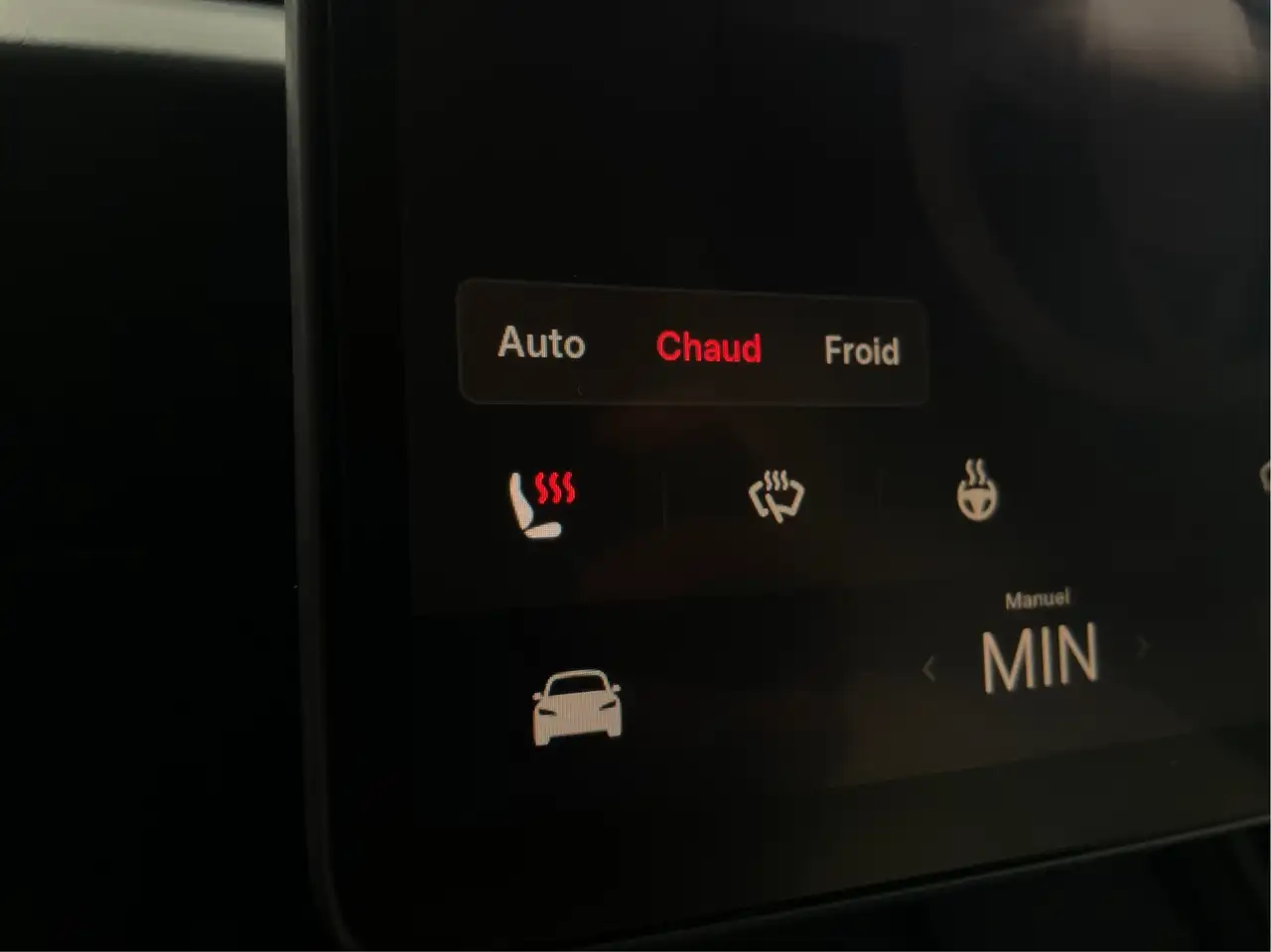 Tesla Model 3 - Image 30