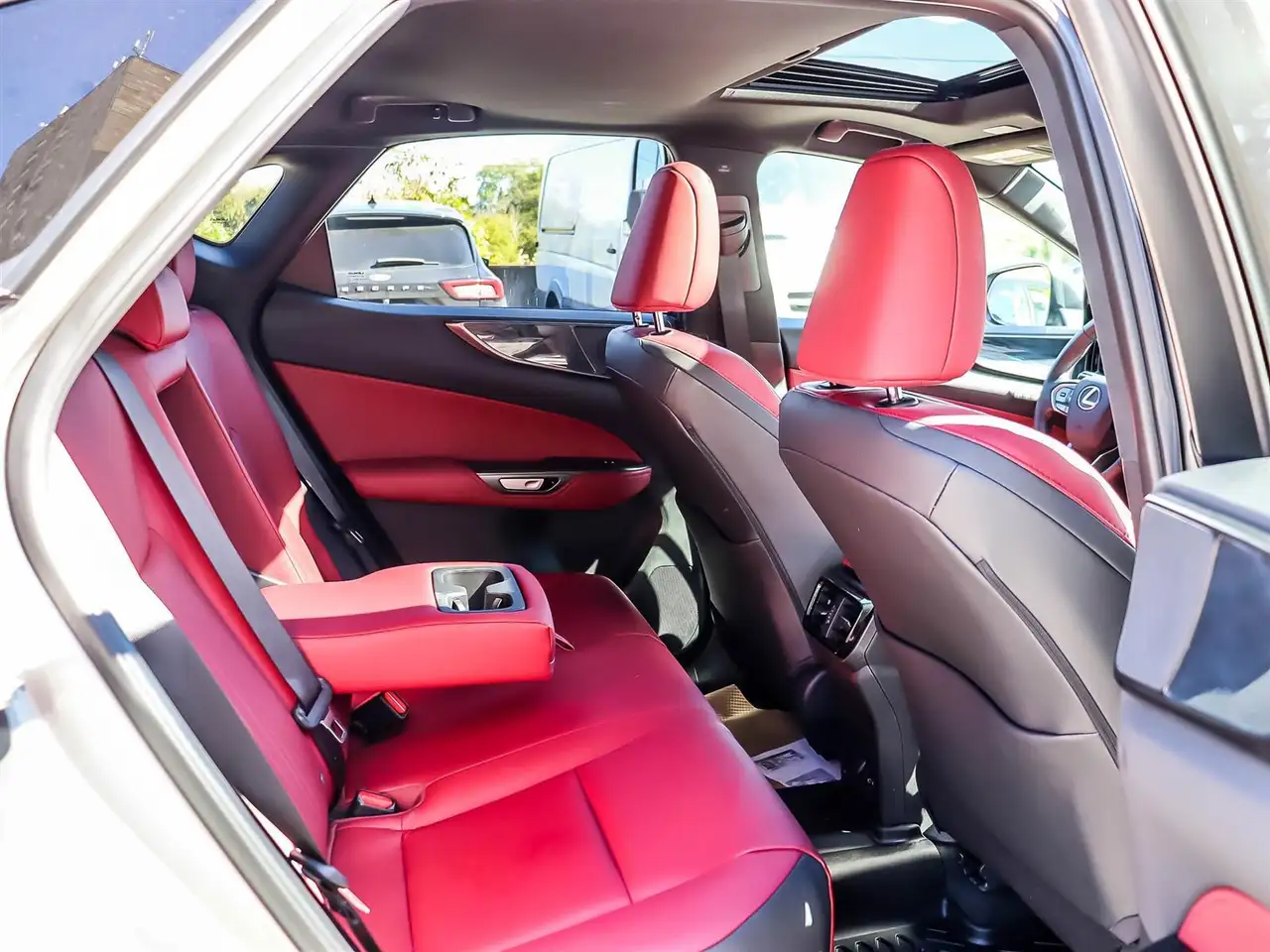 Lexus NX - Image 15