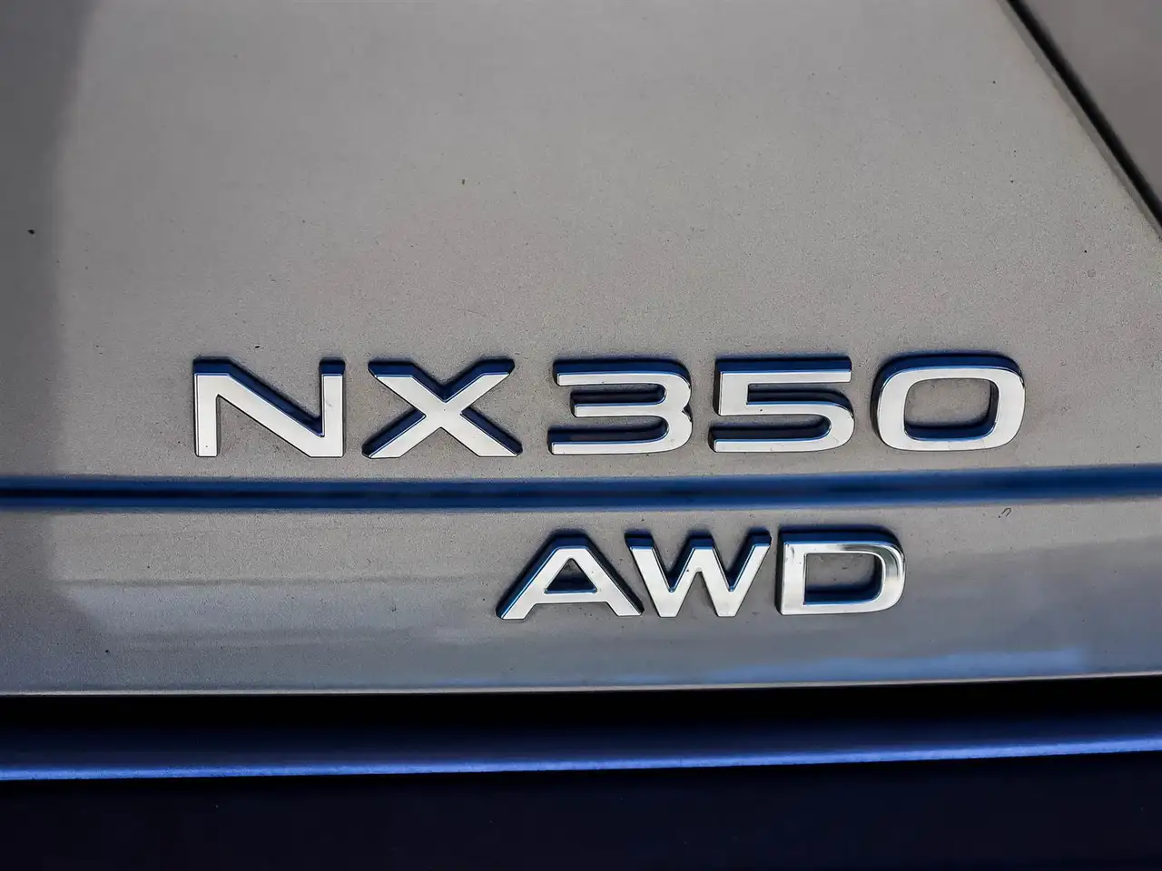Lexus NX - Image 18