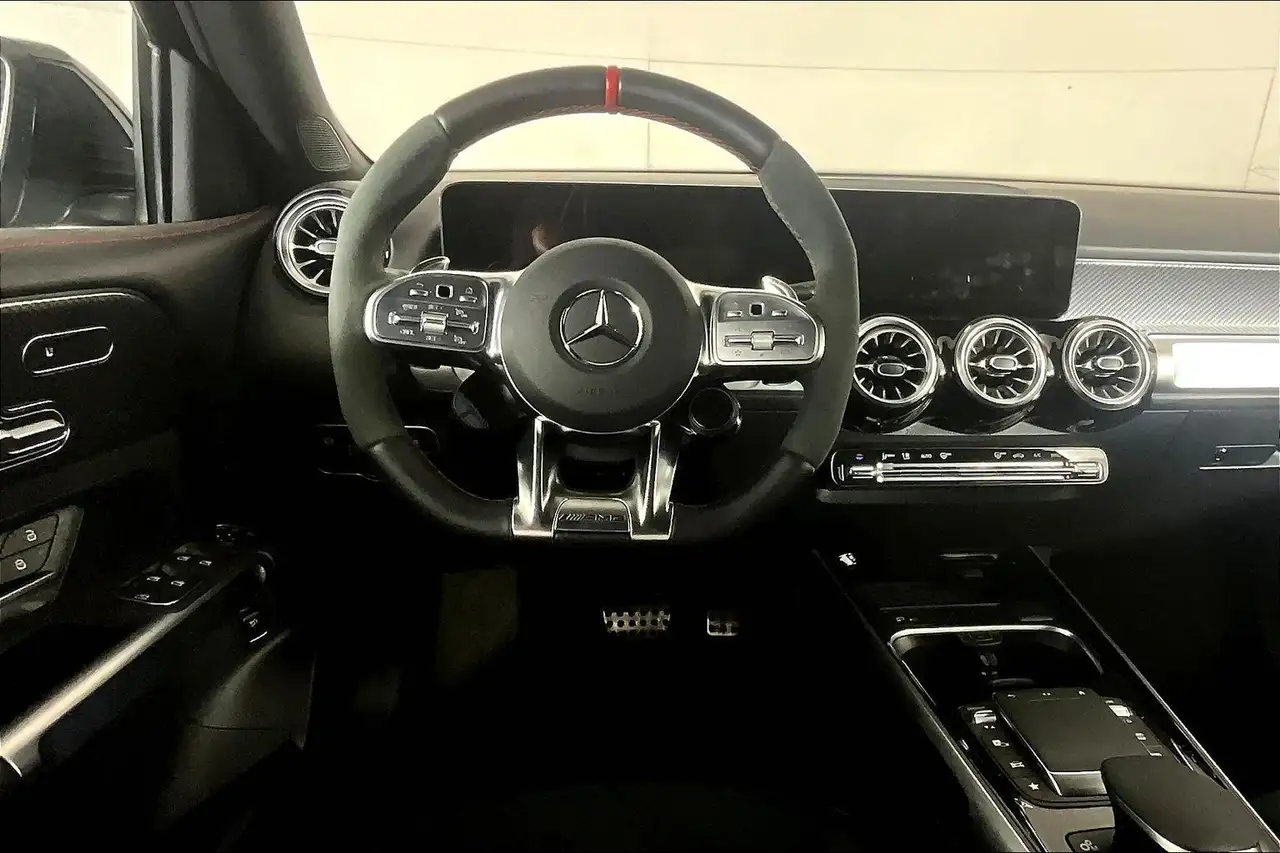 Mercedes-Benz GLB - Image 5