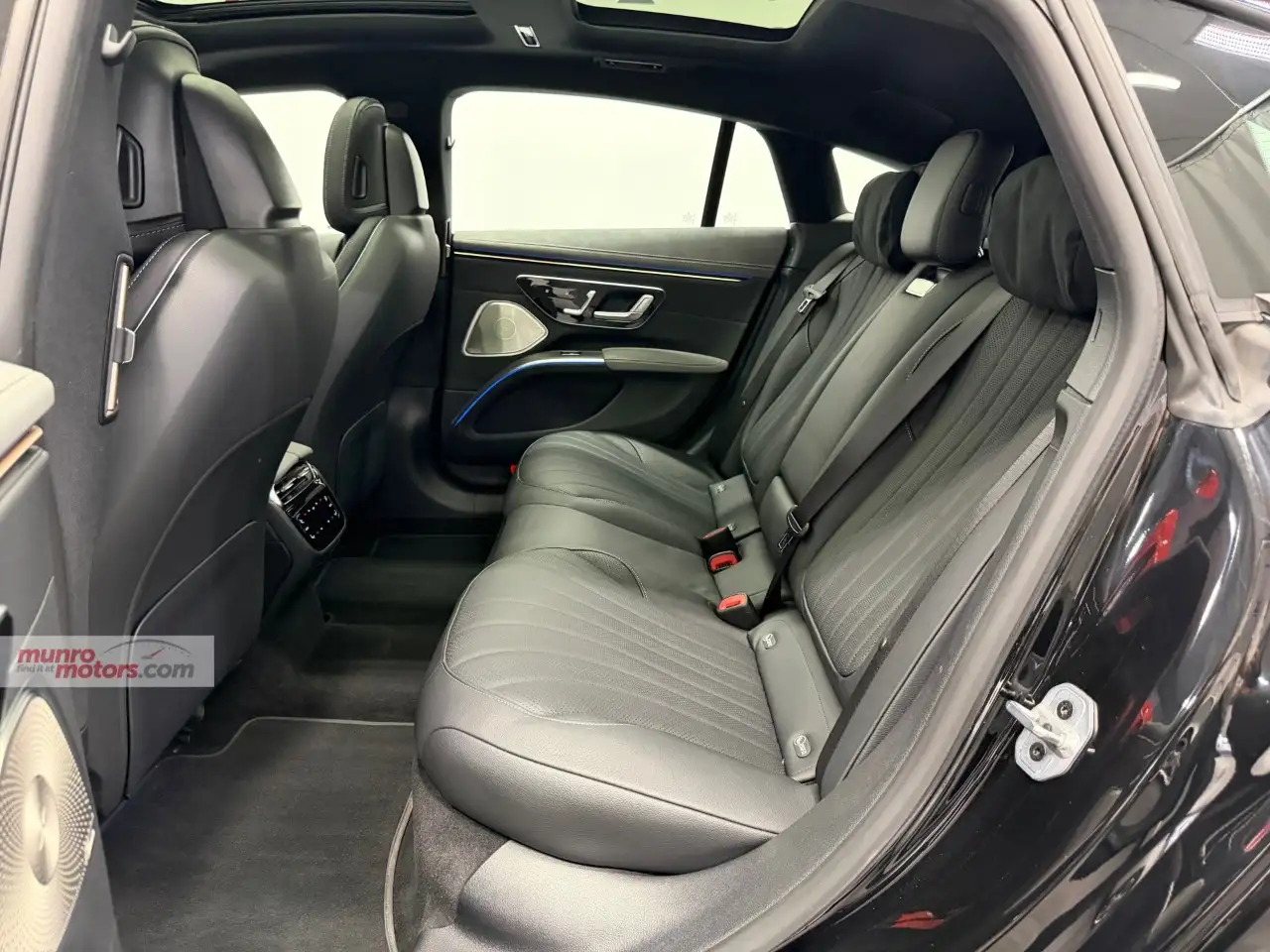 Mercedes-Benz EQS - Image 16
