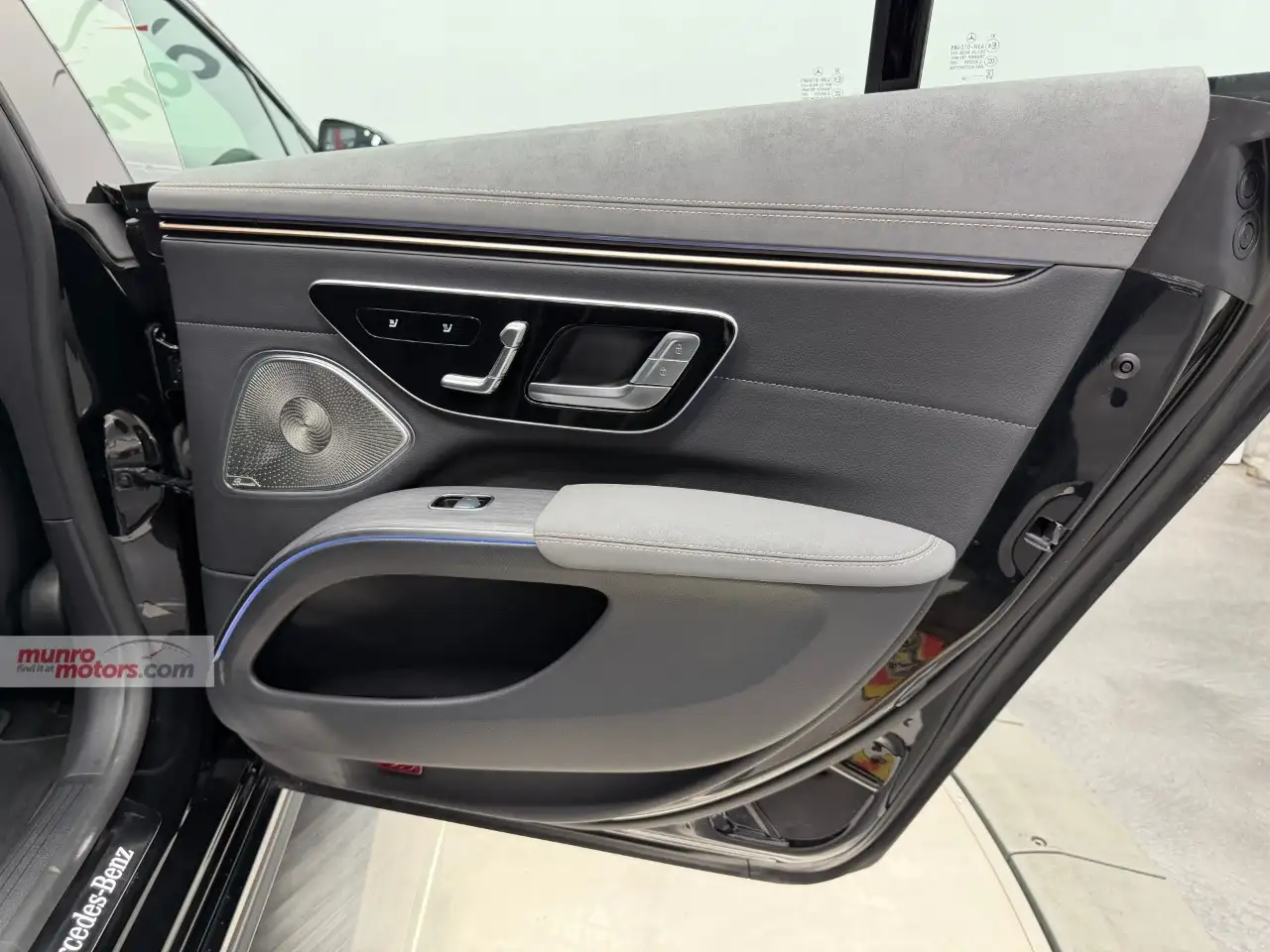 Mercedes-Benz EQS - Image 49