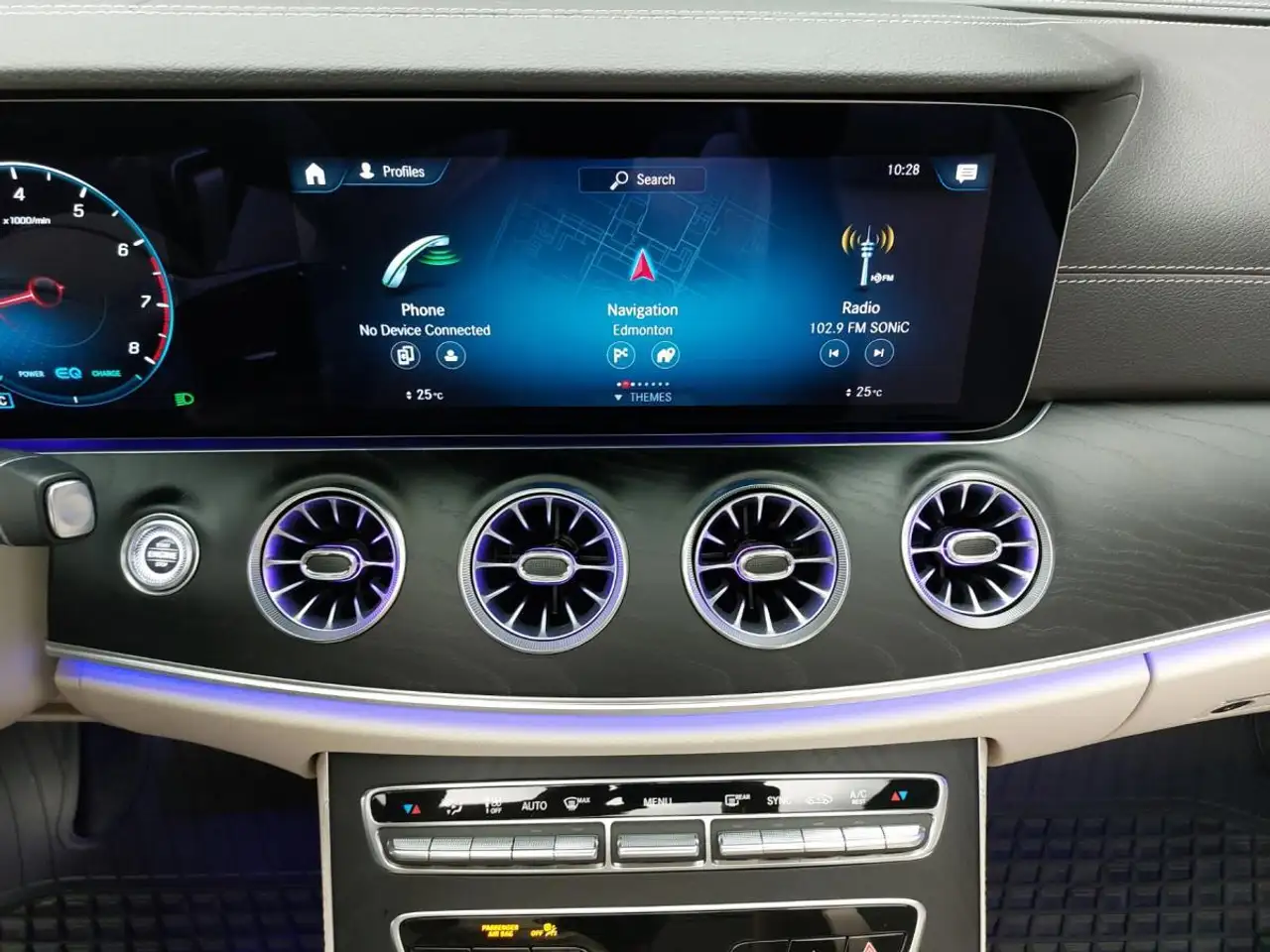 Mercedes-Benz E-Class - Image 16