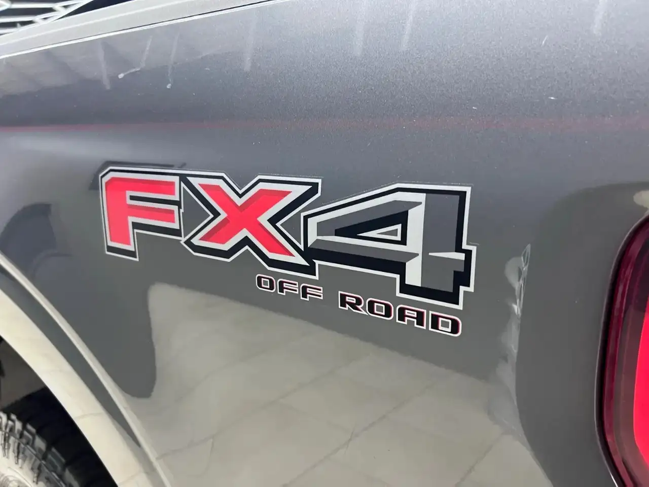 Ford F-150 - Image 8