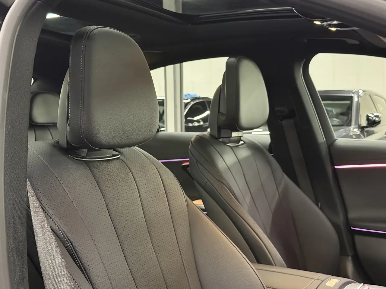 Mercedes-Benz E-Class - Image 36