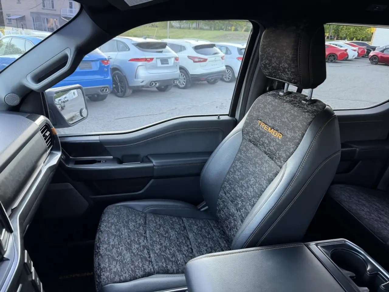 Ford F-150 - Image 30
