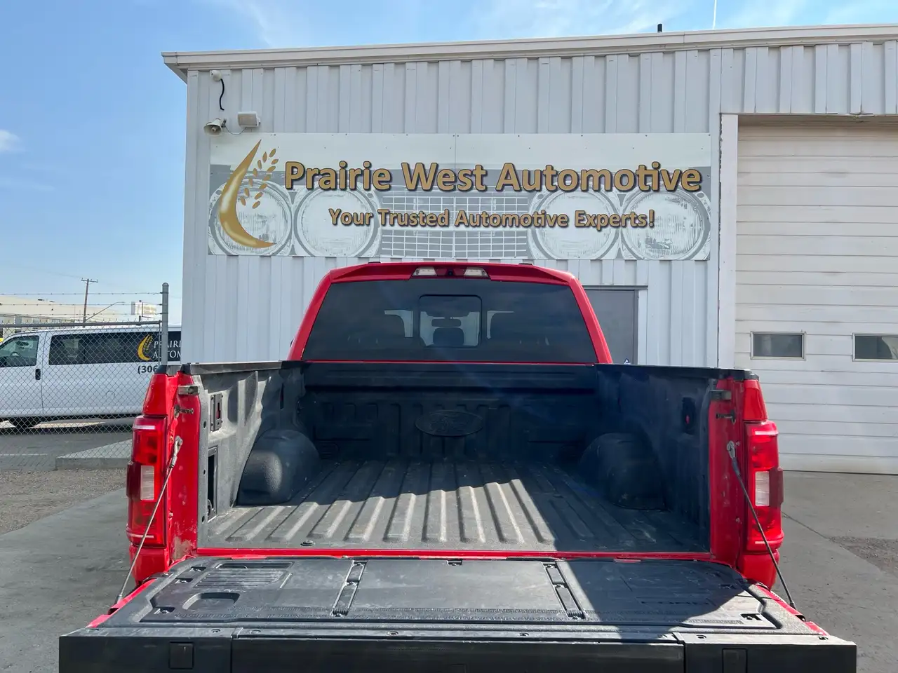 Ford F-150 - Image 11