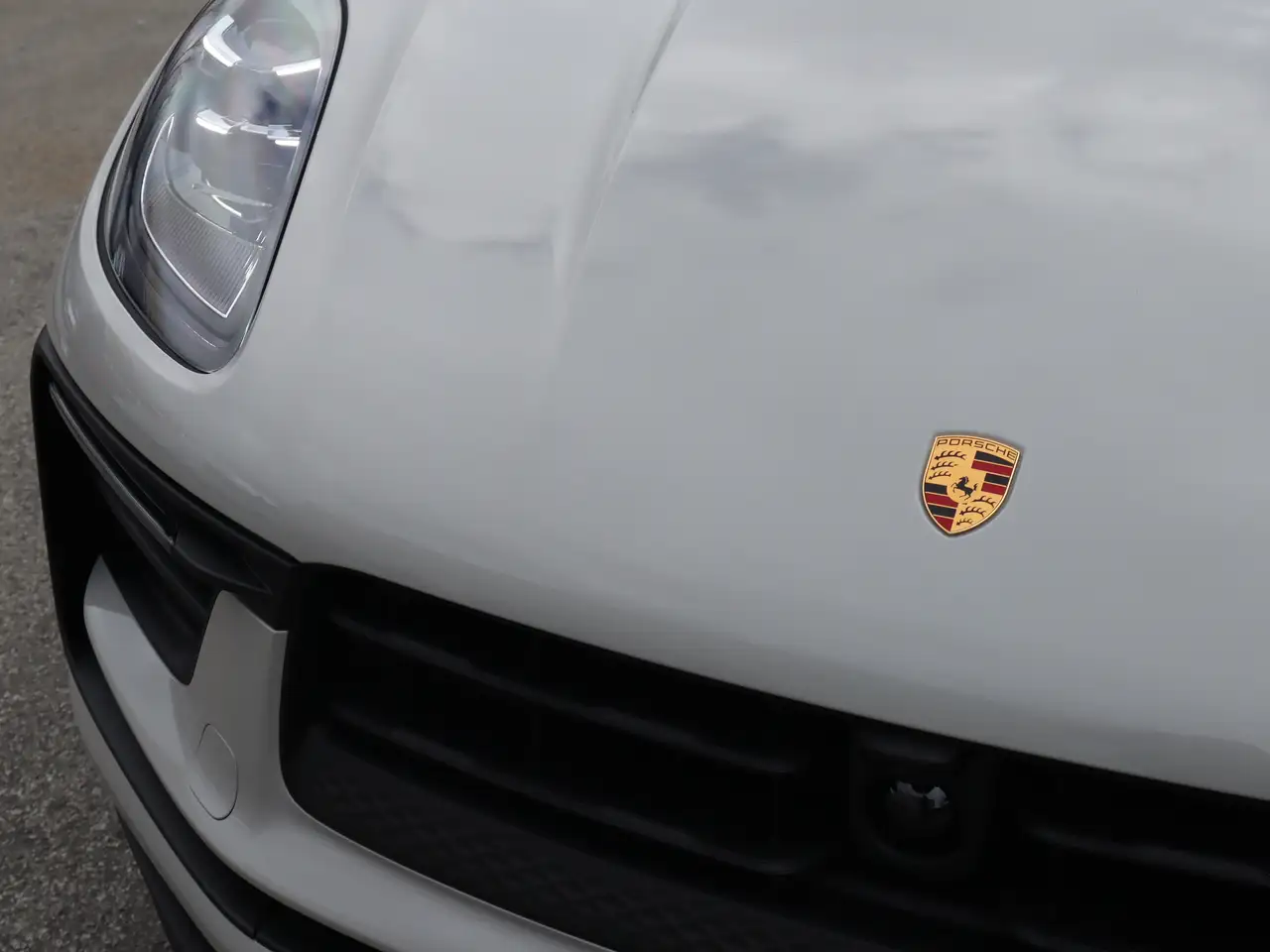 Porsche Macan - Image 10