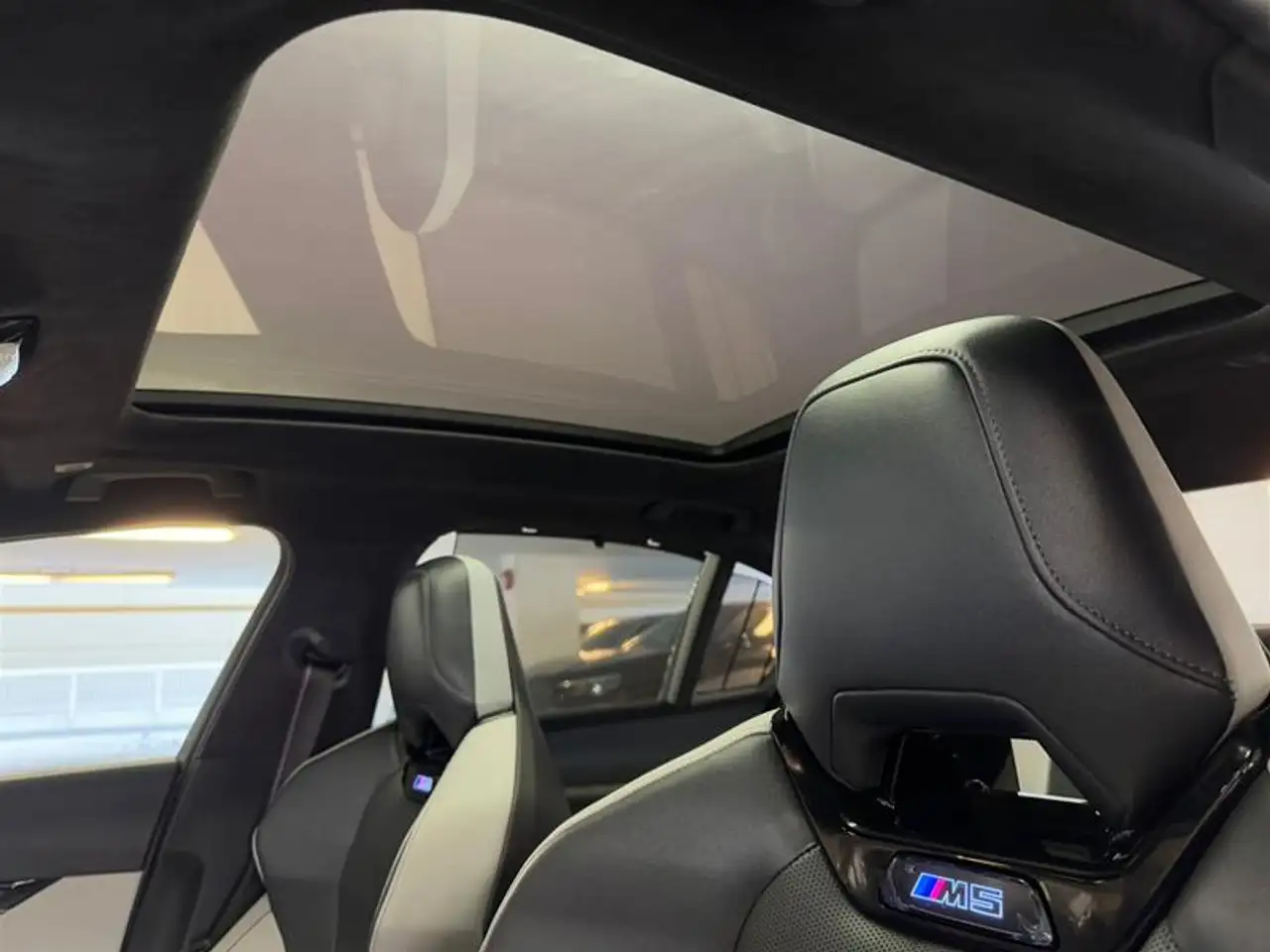 BMW M5 - Image 16