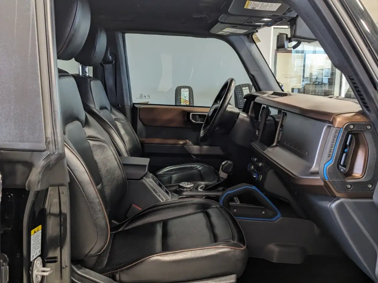 Ford Bronco - Image 21
