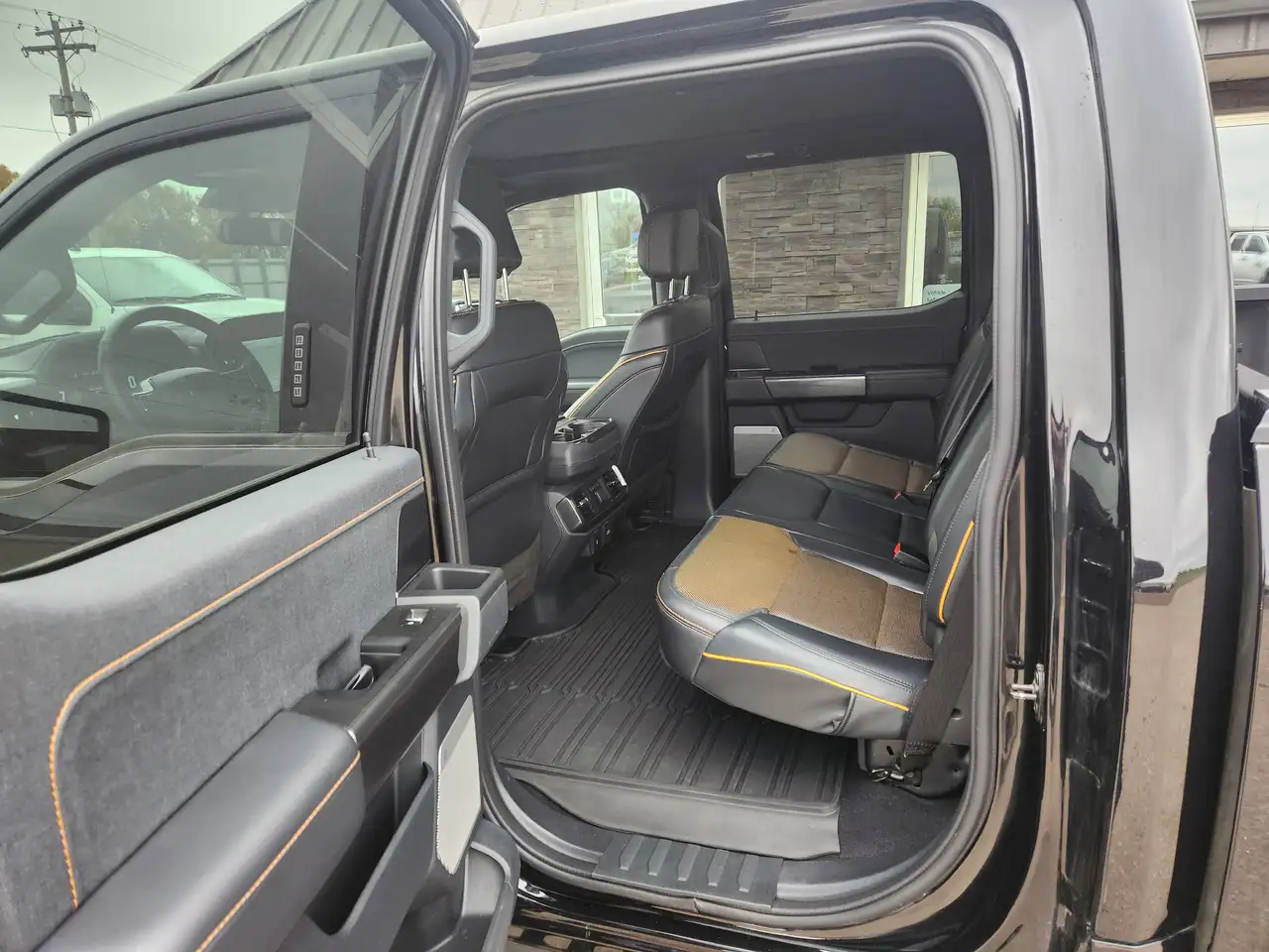 Ford F-150 - Image 13
