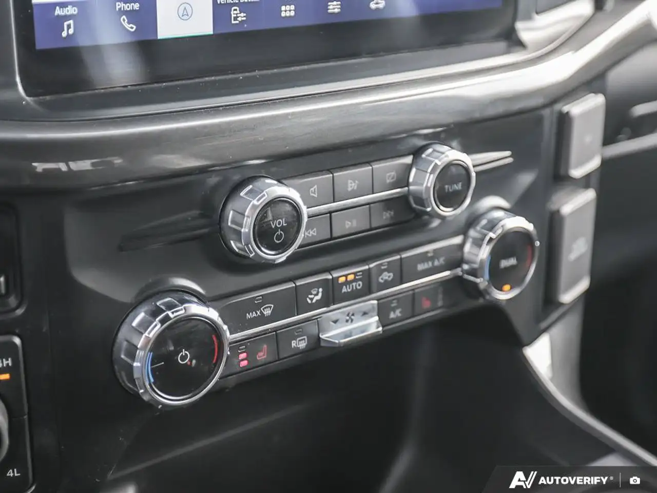 Ford F-150 - Image 24