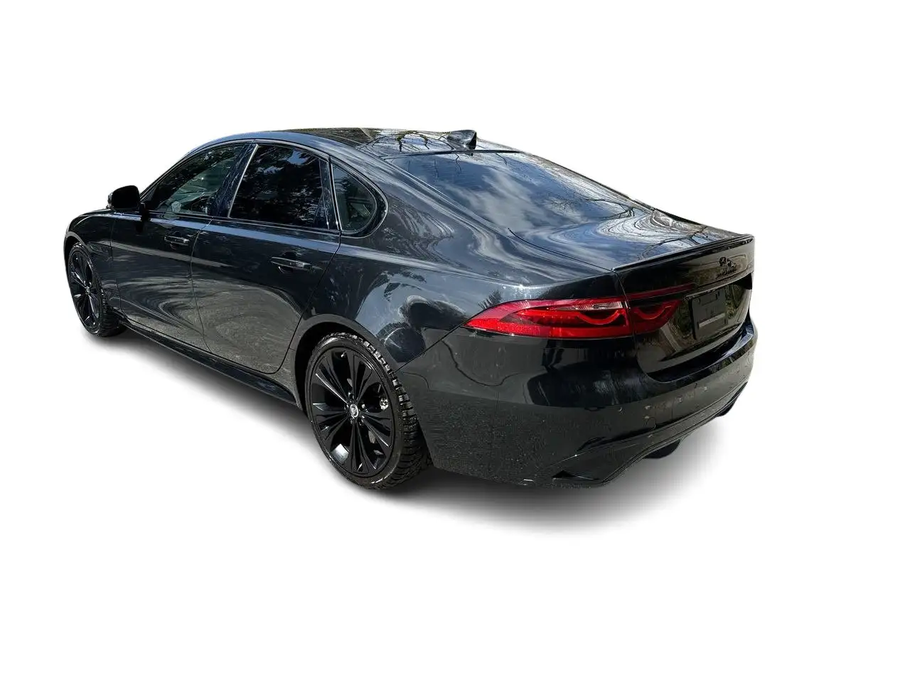Jaguar XF - Image 8