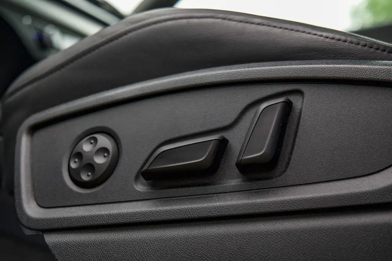 Audi Q5 - Image 17
