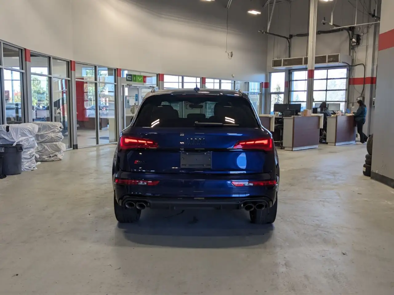 Audi SQ5 - Image 4