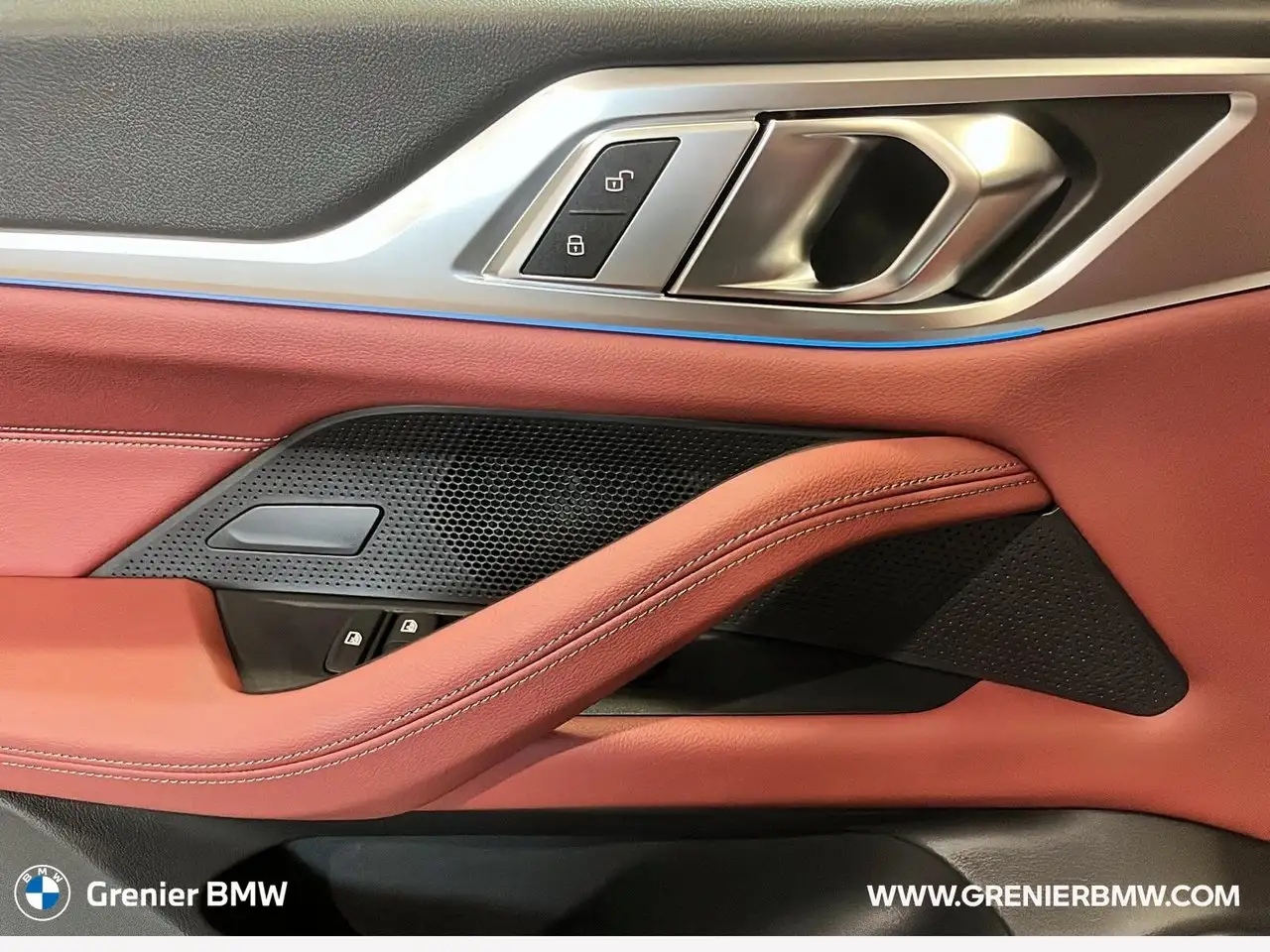 BMW i4 - Image 9