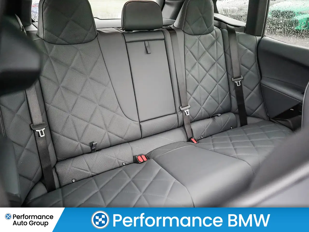 BMW iX - Image 12