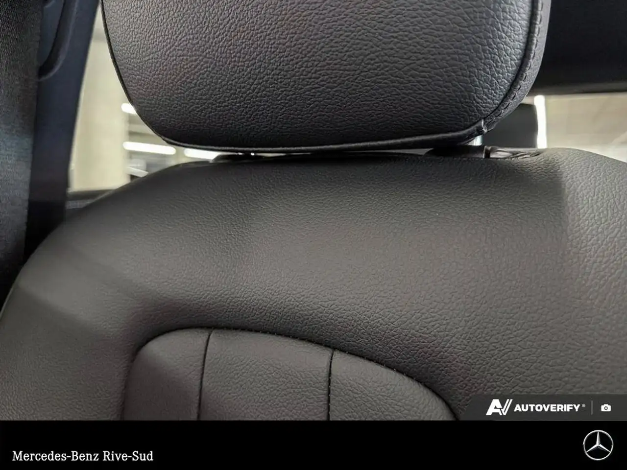 Mercedes-Benz GLA - Image 25