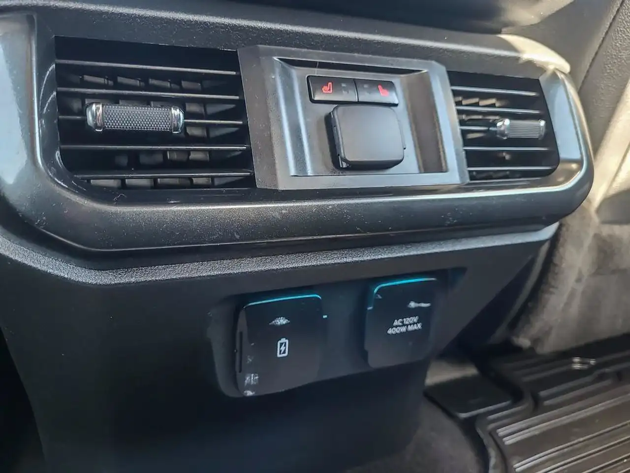 Ford F-150 - Image 31