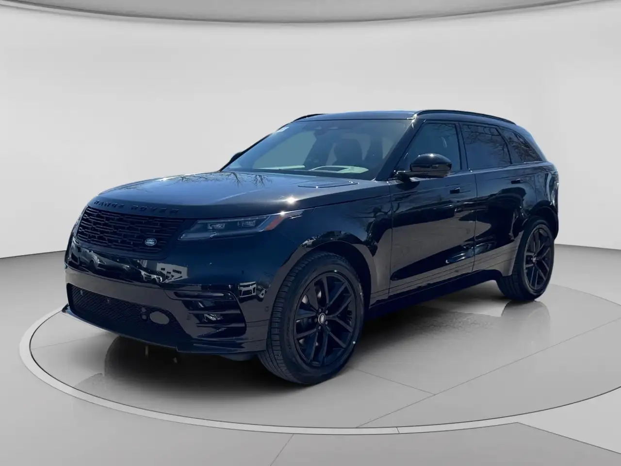 Land Rover Range Rover Velar - Image 1