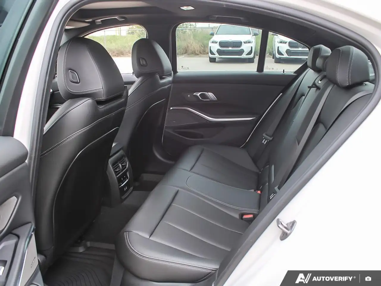 BMW 3 Series - Image 23