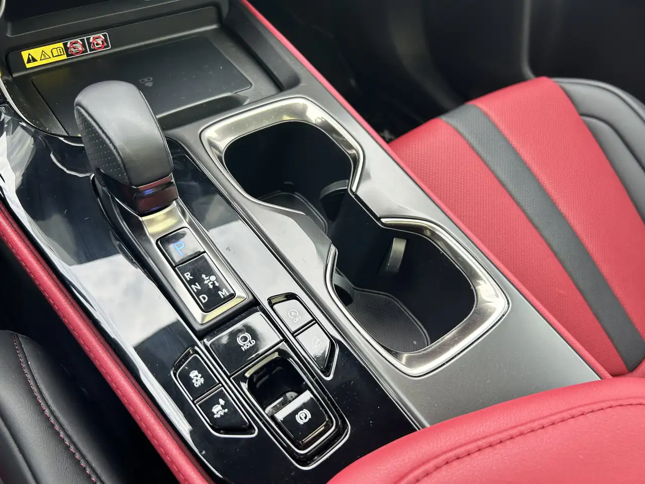 Lexus NX - Image 18