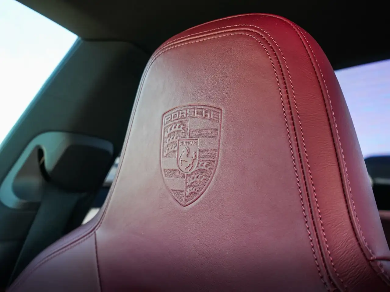 Porsche 911 - Image 16