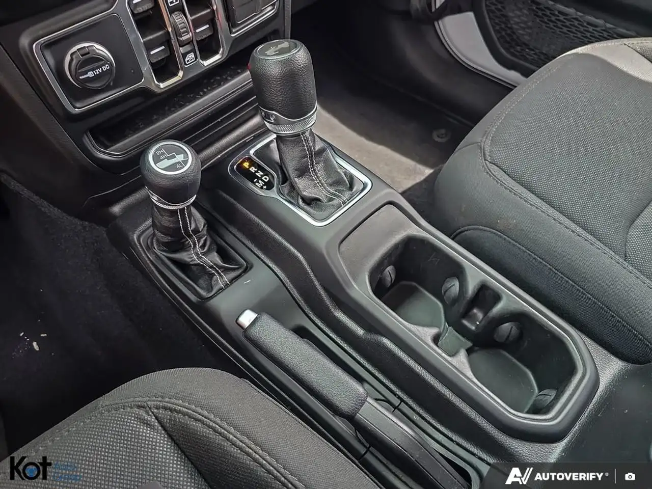 Jeep Wrangler - Image 11