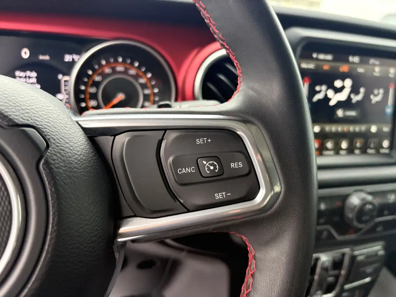 Jeep Wrangler - Image 8