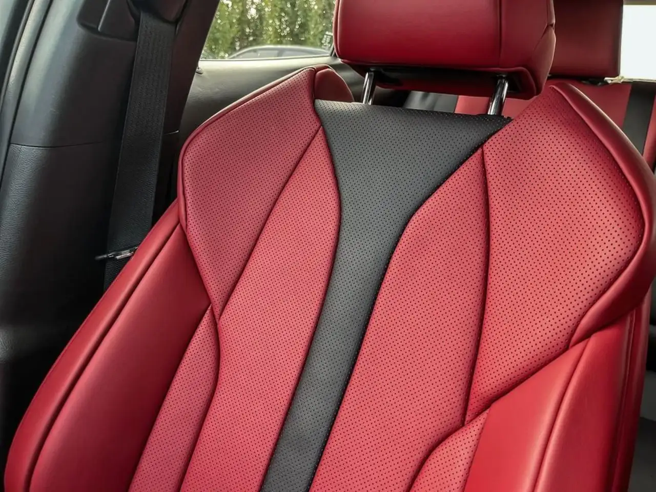 Lexus UX - Image 19