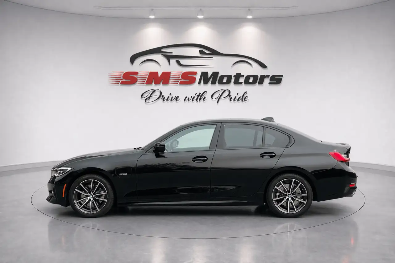 BMW 3 Series - Image 2