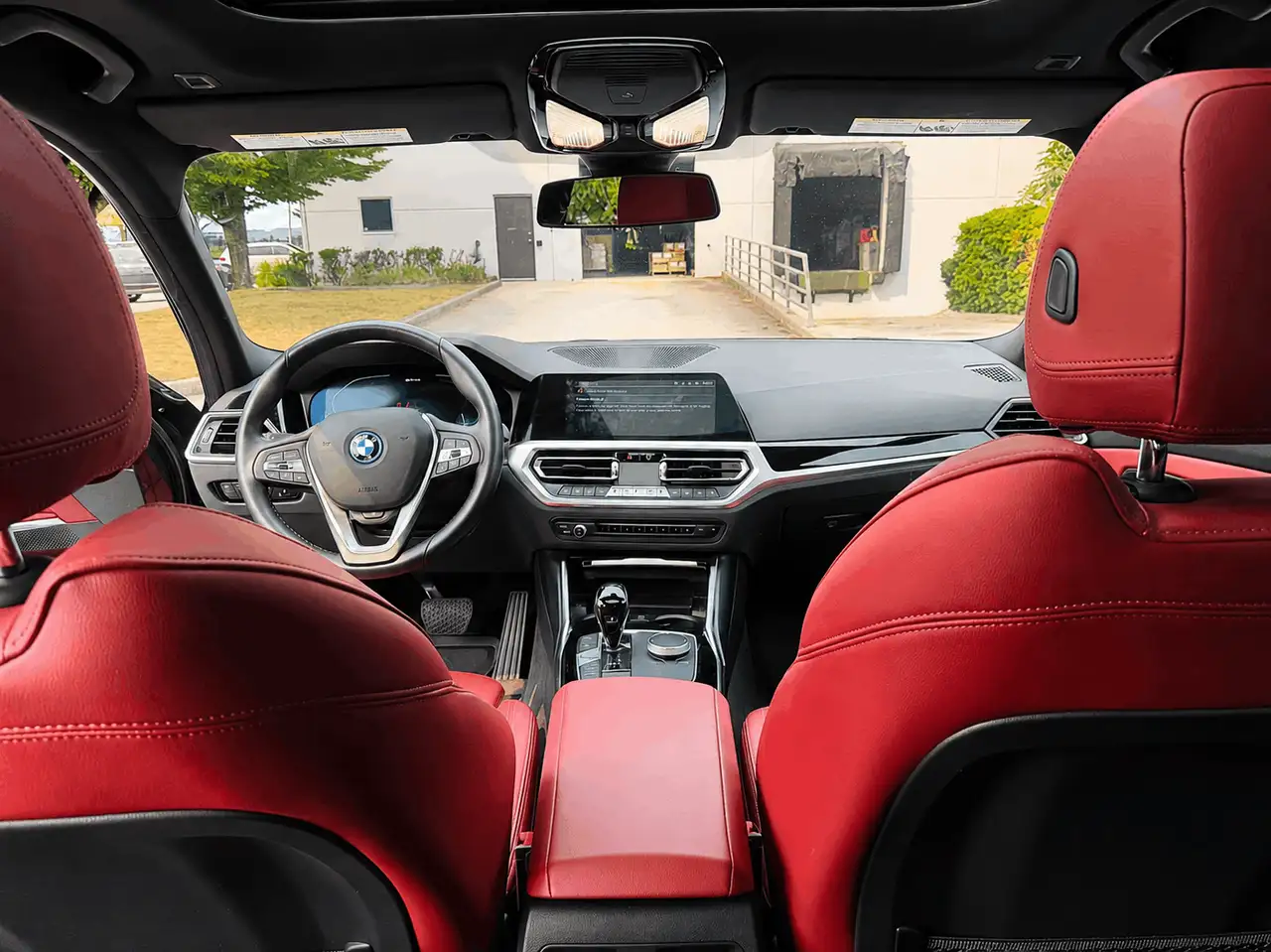 BMW 3 Series - Image 8