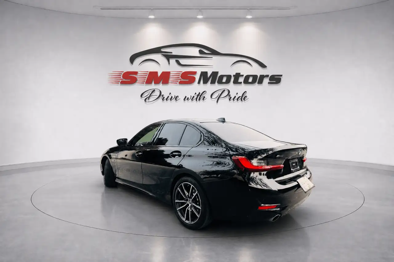 BMW 3 Series - Image 4