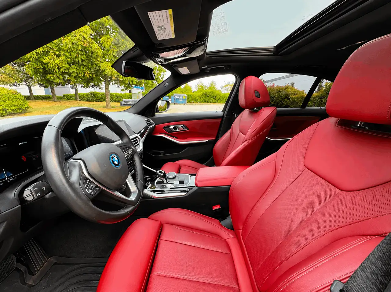 BMW 3 Series - Image 9