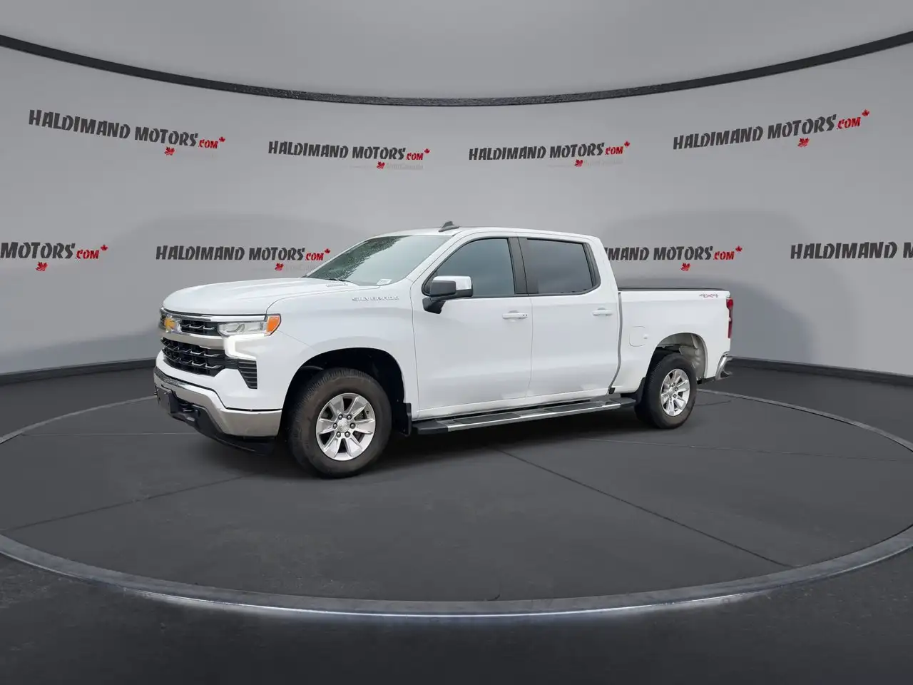 Chevrolet Silverado 1500 - Image 4
