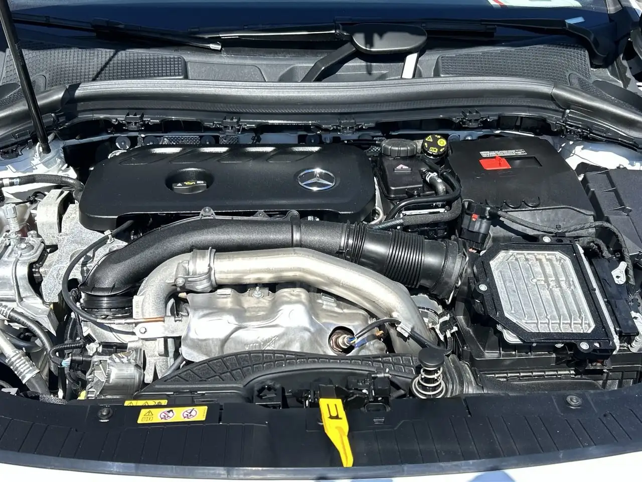 Mercedes-Benz GLA - Image 34